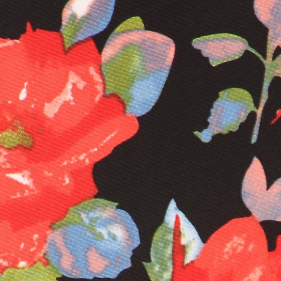 Red Floral off Shoulder Dress - Picture 6 of 6